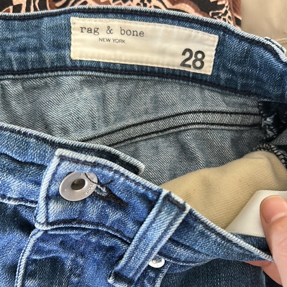 RAG and BONE Mazie High‎ Rise Denim. Size 28x26 - Picture 6 of 9